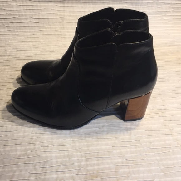 HOPE by Ringstrand Soderberg leather ankle booties - Picture 3 of 9